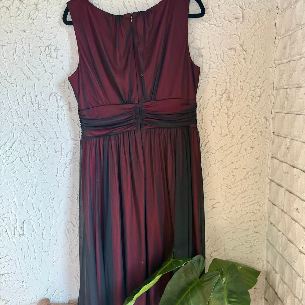 NorthStyle Burgundy Black Overlay Dress Women 14P Petite Sleeveless Ruched Waist - Picture 8 of 12